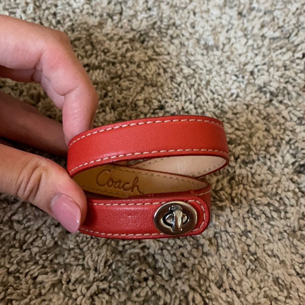 Coach double wrap leather turn key bracelet